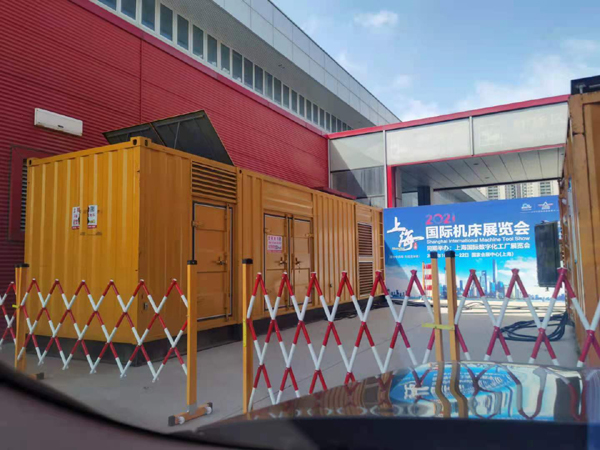 花垣发电车出租-发电机无电压或电压太低怎么办？